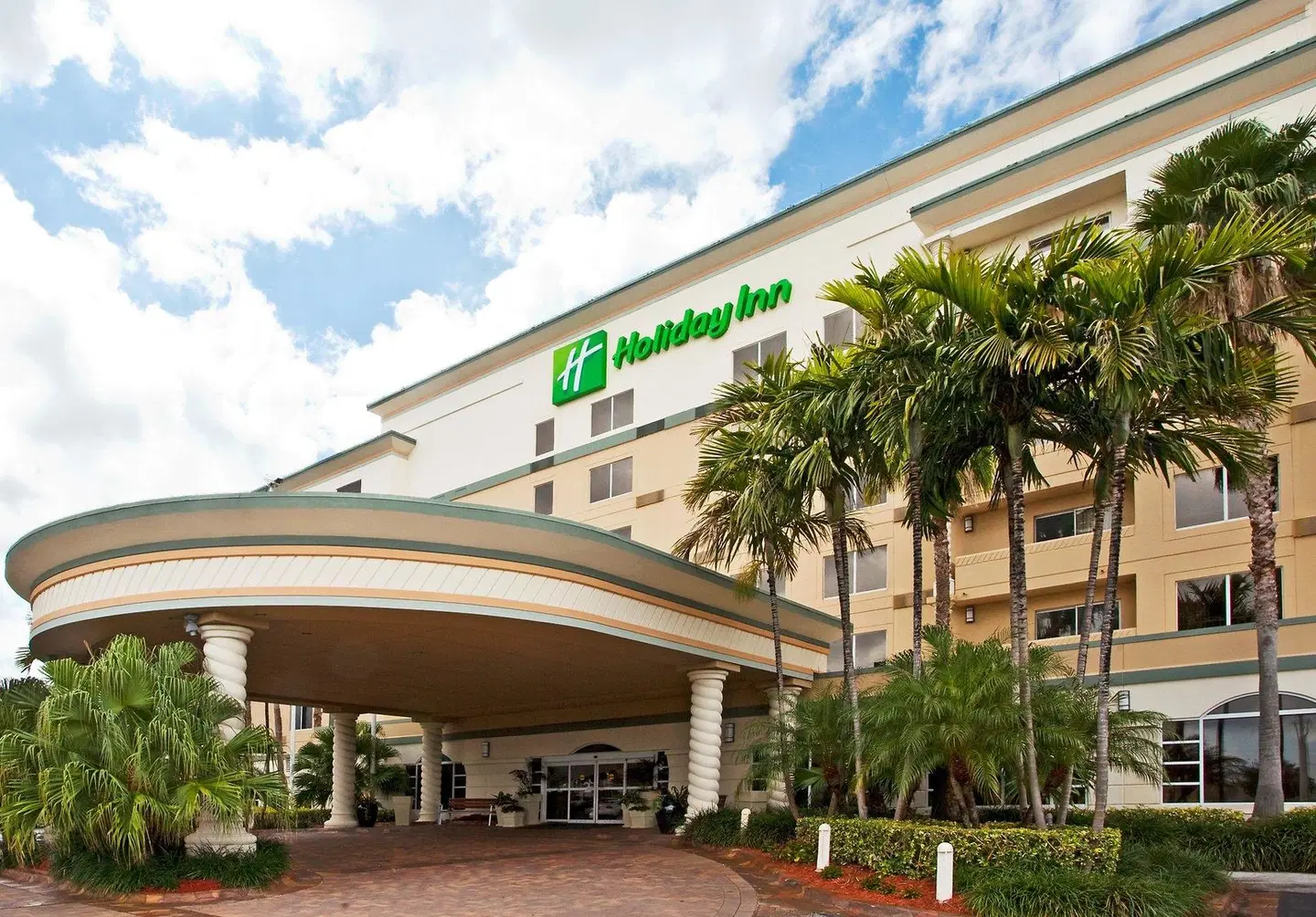 Holiday Inn Ft. Lauderdale-Airport by IHG EXTERIOR