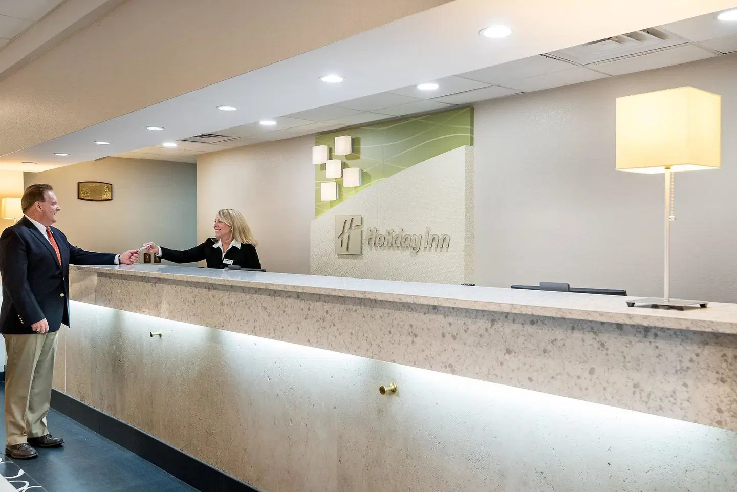 Holiday Inn Ft. Lauderdale-Airport by IHG Bar