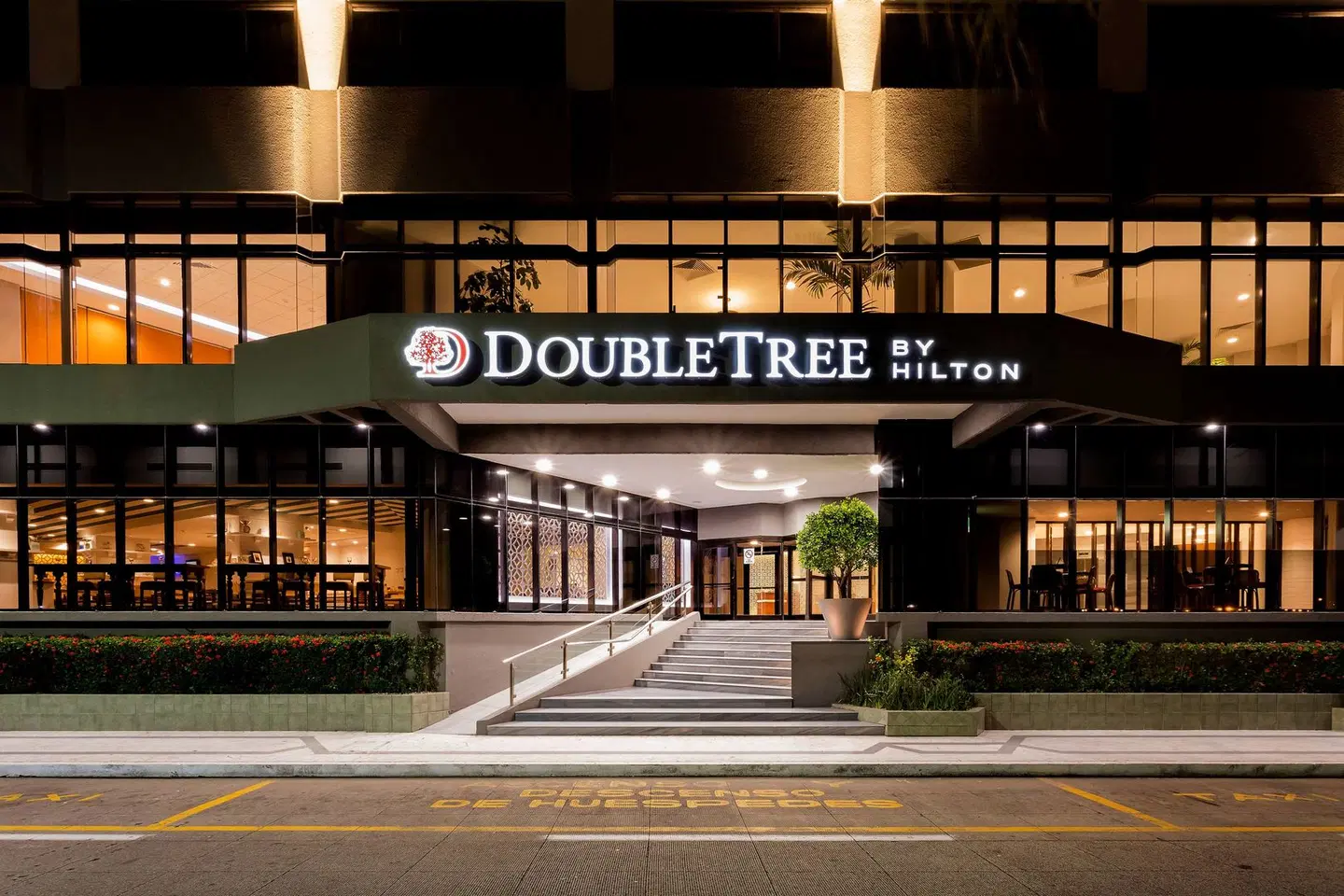 DoubleTree by Hilton Veracruz EXTERIOR