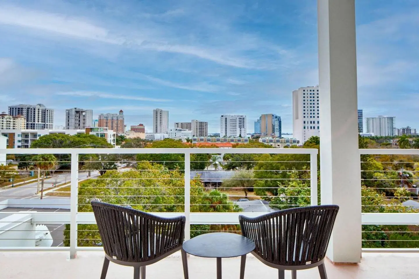 The Sarasota Modern Terrasse