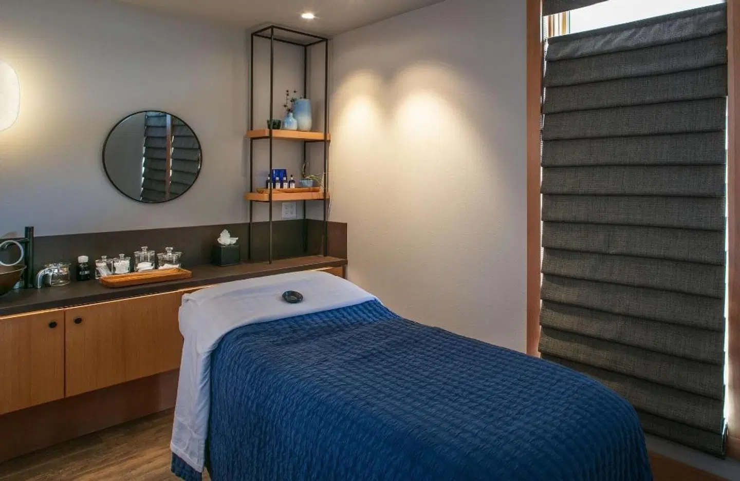 Headlands Coastal Lodge & Spa ROOM_EXAMPLE