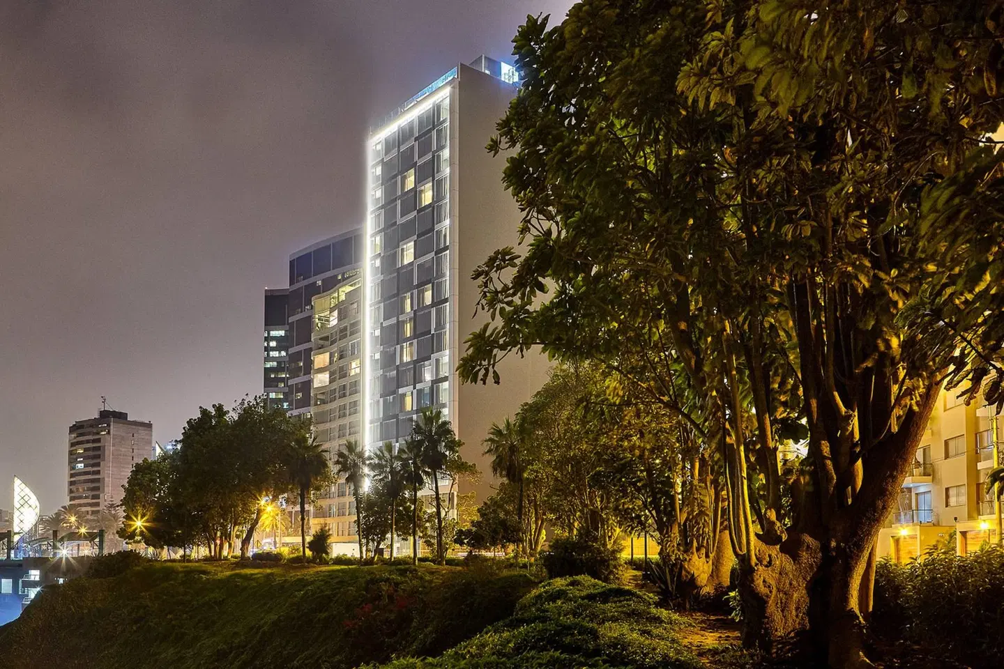 AC Hotel by Marriott Lima Miraflores EXTERIOR