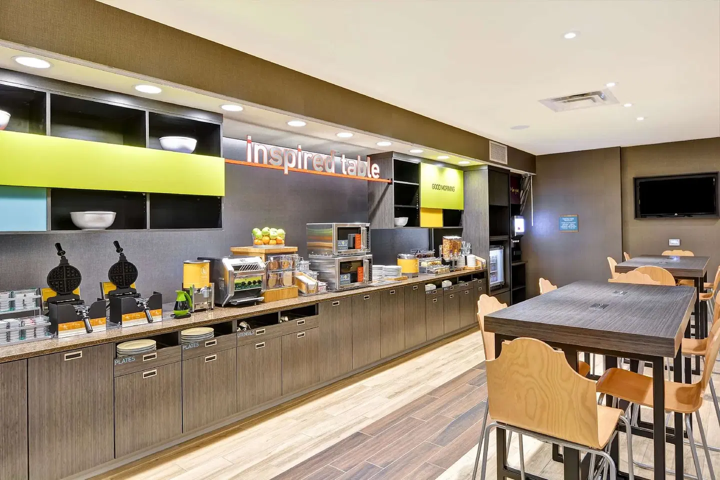 Home2 Suites Green Bay LOUNGE_LOBBY
