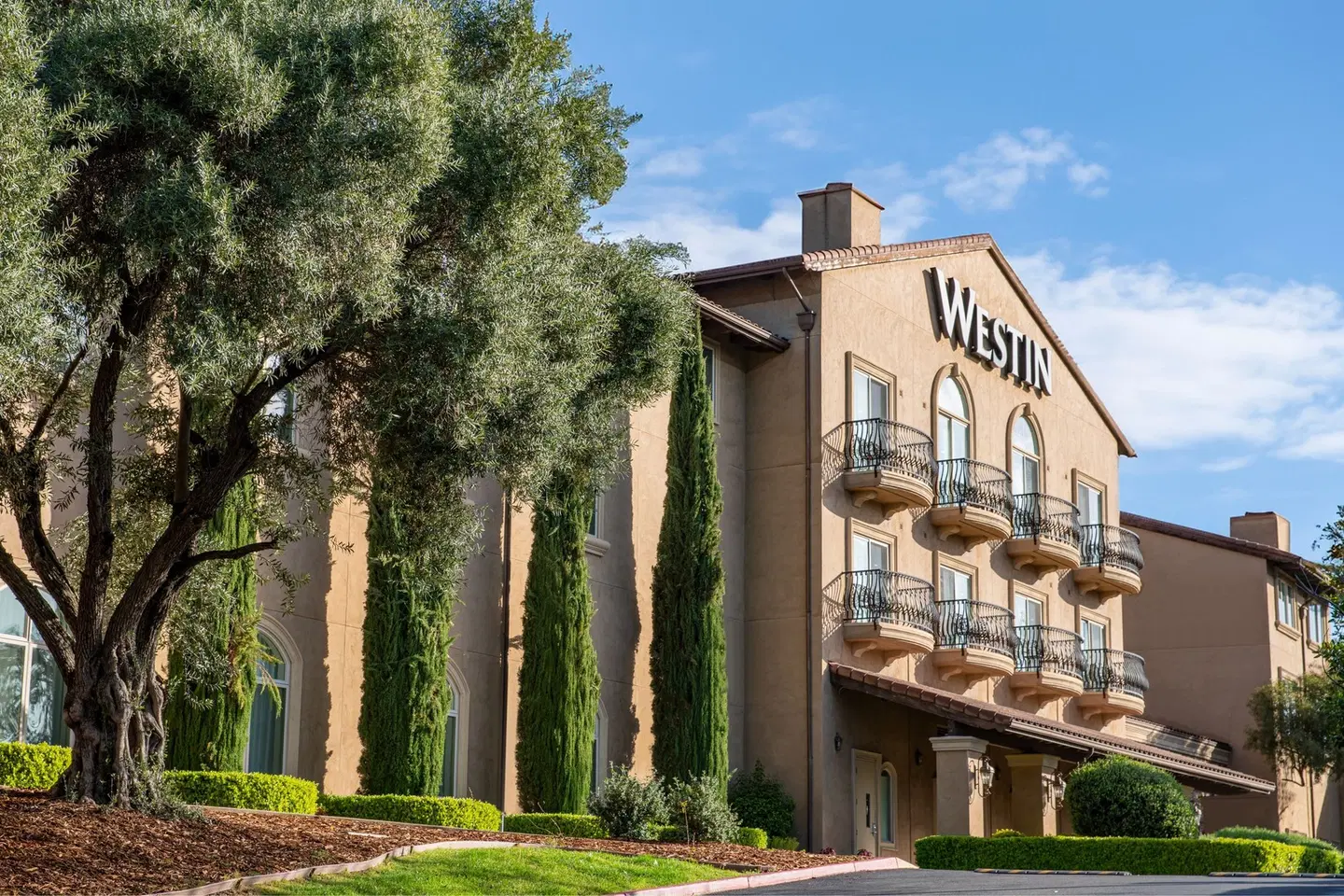 The Westin Sacramento EXTERIOR