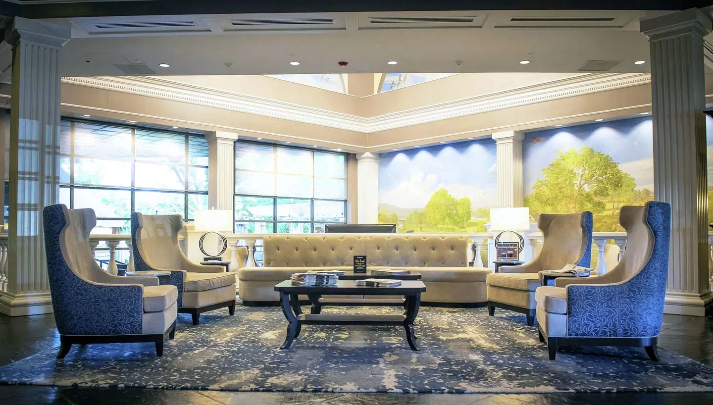 Desmond Hotel Malvern, a DoubleTree by Hilton LOUNGE_LOBBY