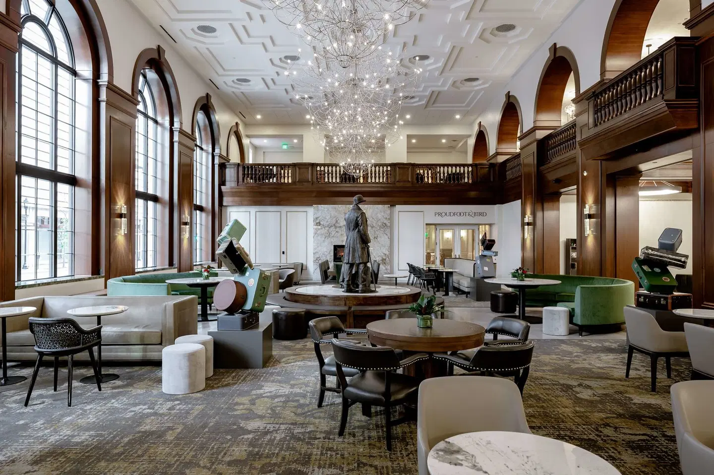Hotel Fort Des Moines, Curio Collection by Hilton LOUNGE_LOBBY