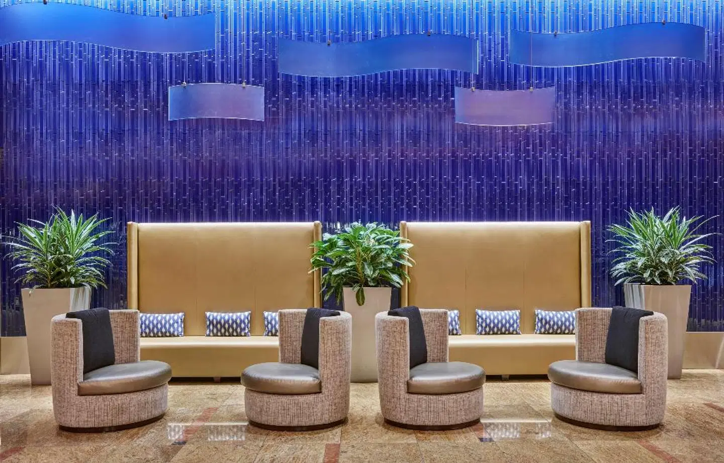 Hilton Baltimore Inner Harbor LOUNGE_LOBBY
