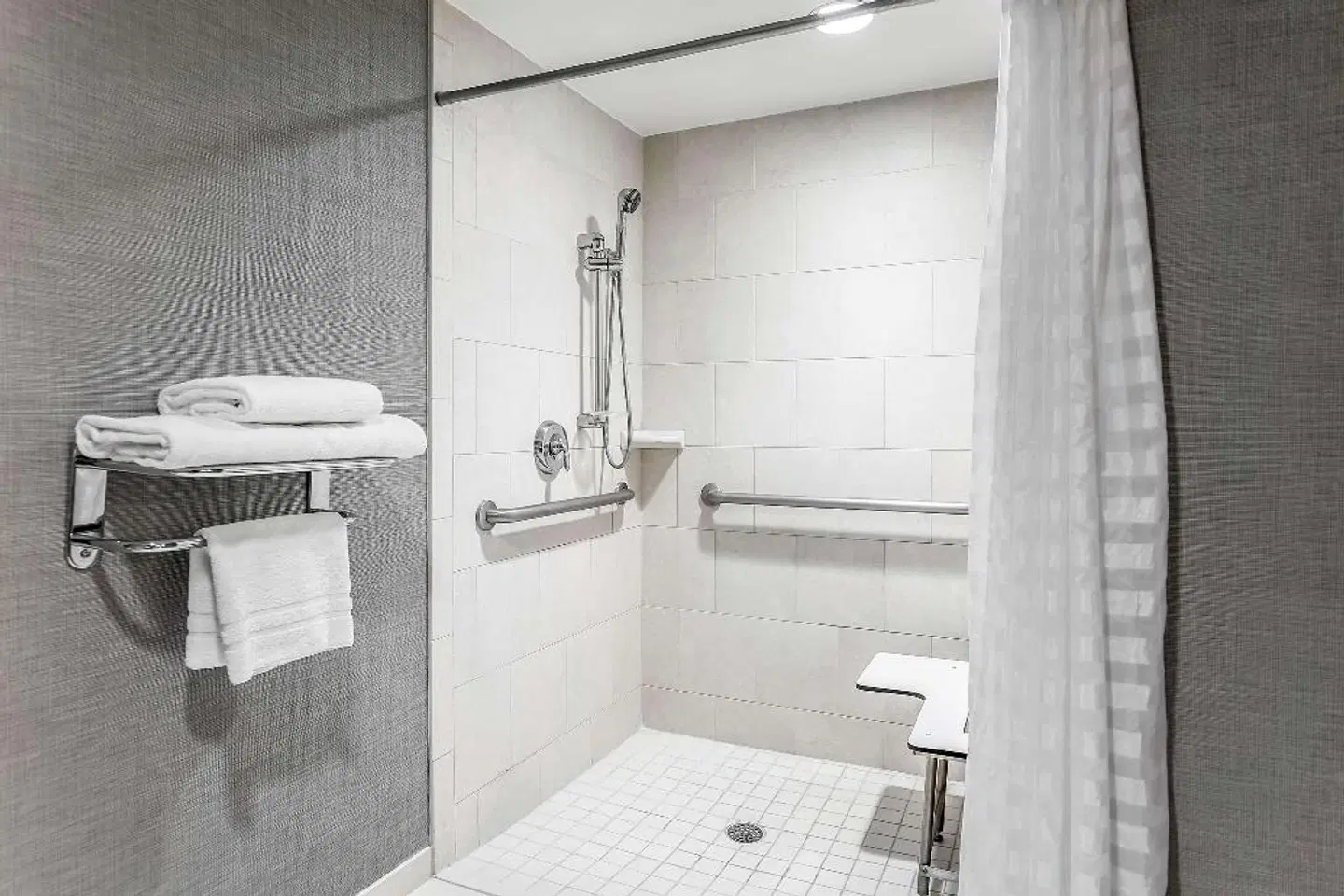 Hyatt Place Lake Mary/Orlando North Badezimmer