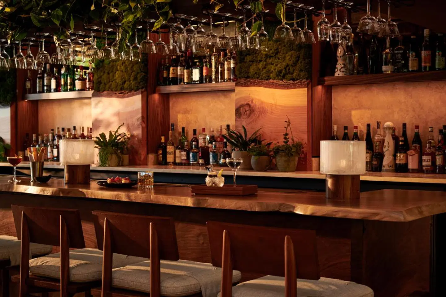 1 Hotel Seattle Bar