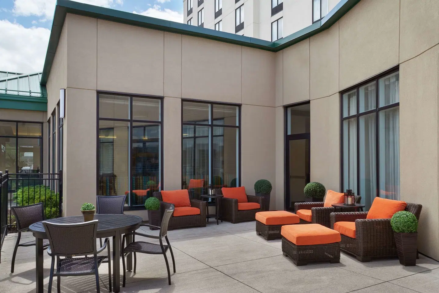 Hilton Garden Inn Toronto Airport West/Mississauga Terrasse