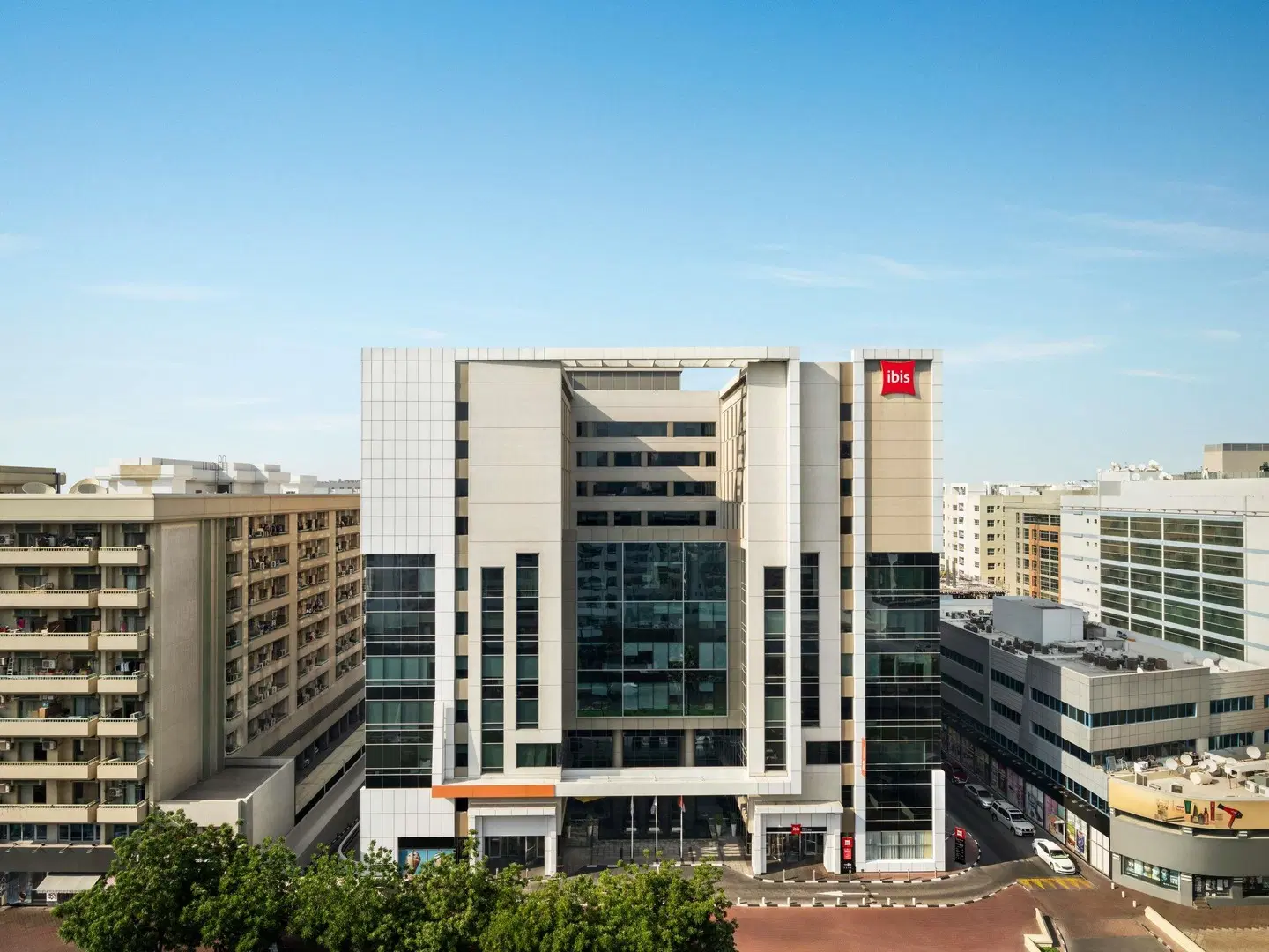 ibis Dubai Al Rigga EXTERIOR