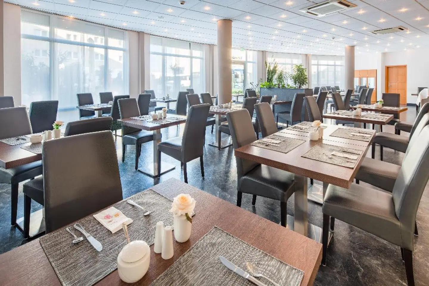 AMEDIA Hotel & Suites Frankfurt Airport Restaurant