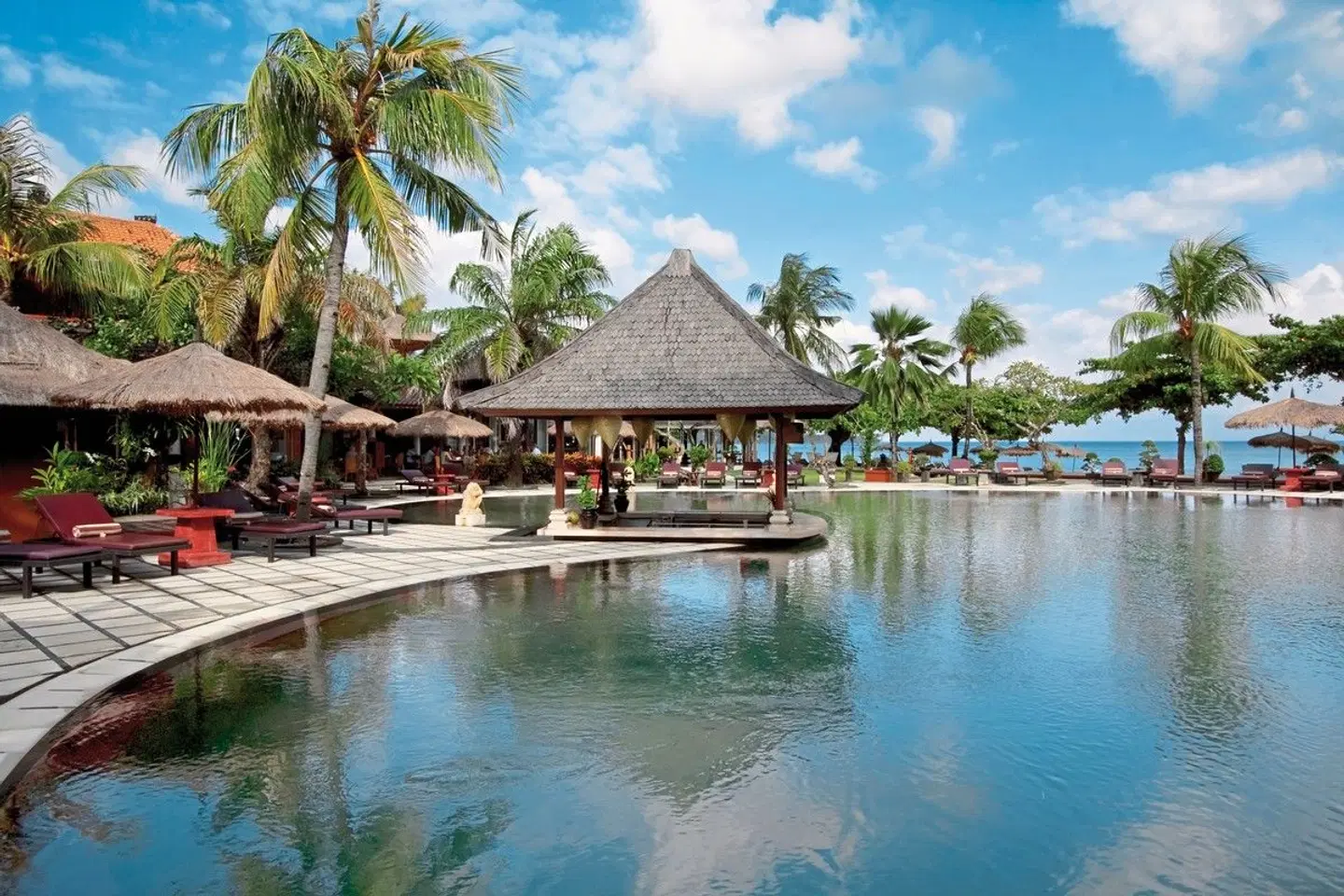 Keraton Jimbaran Beach Resort EXTERIOR