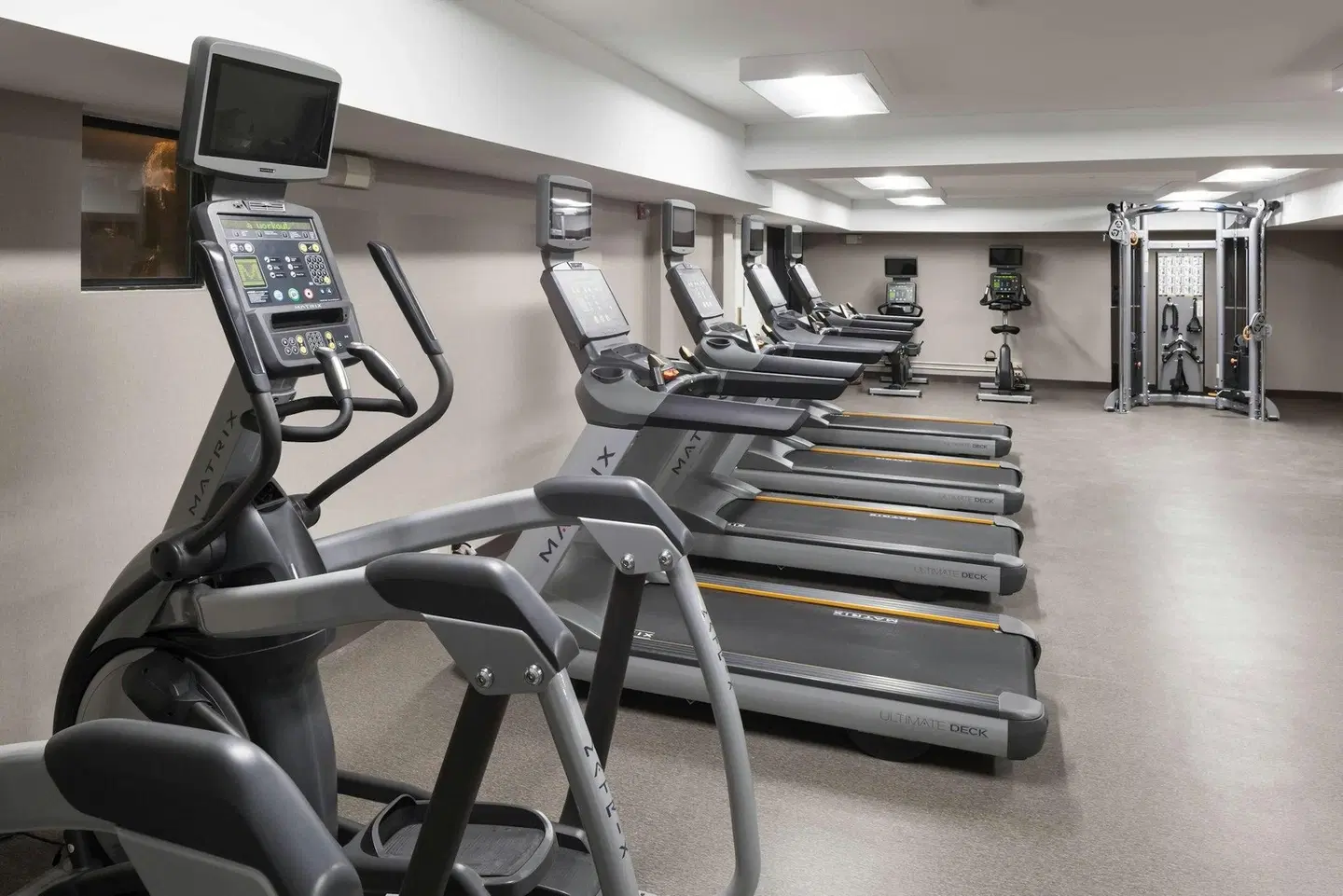 Residence Inn by Marriott Kansas City Country Club Plaza SPORTS_AND_LEISURE