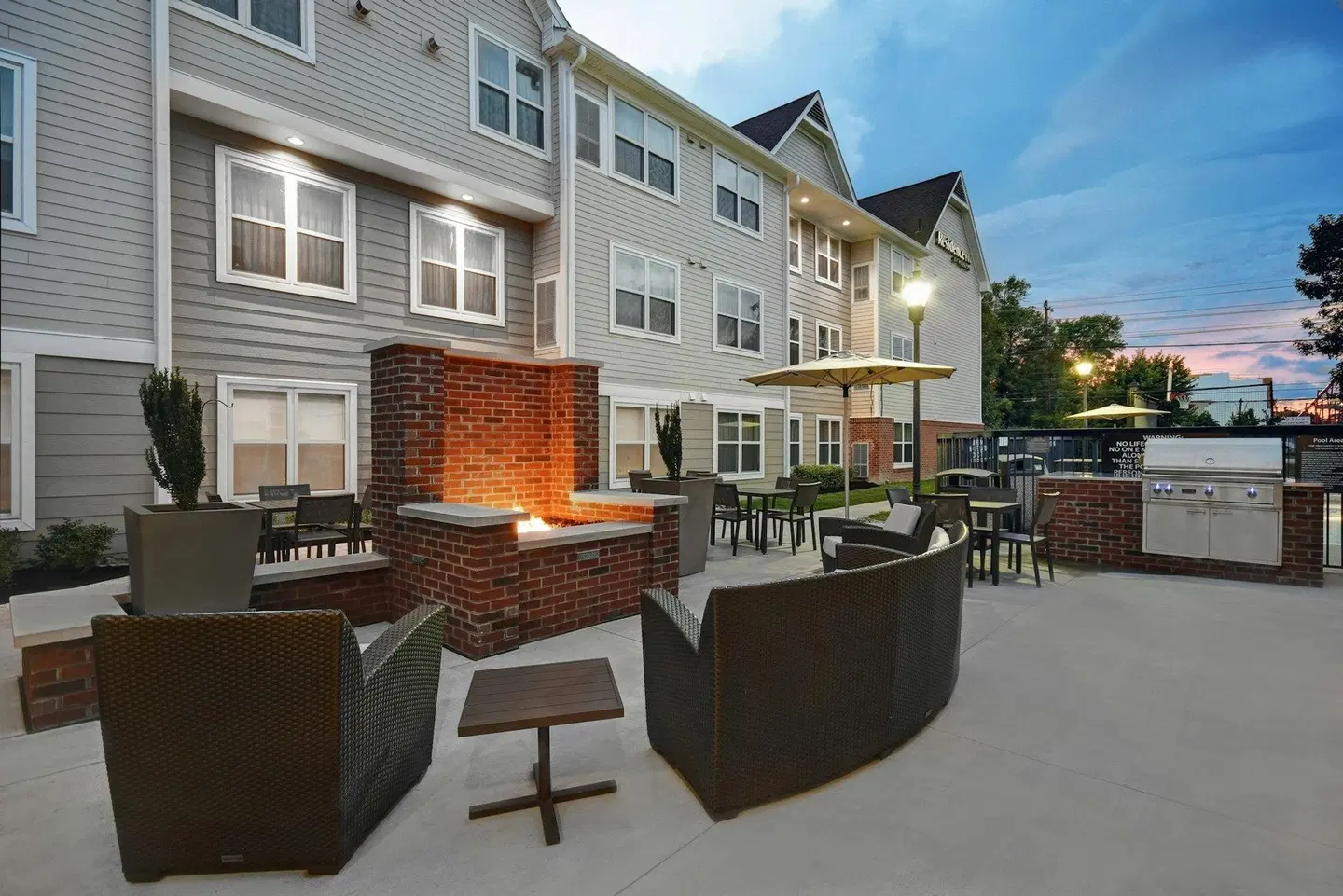 Residence Inn by Marriott Louisville Airport Terrasse