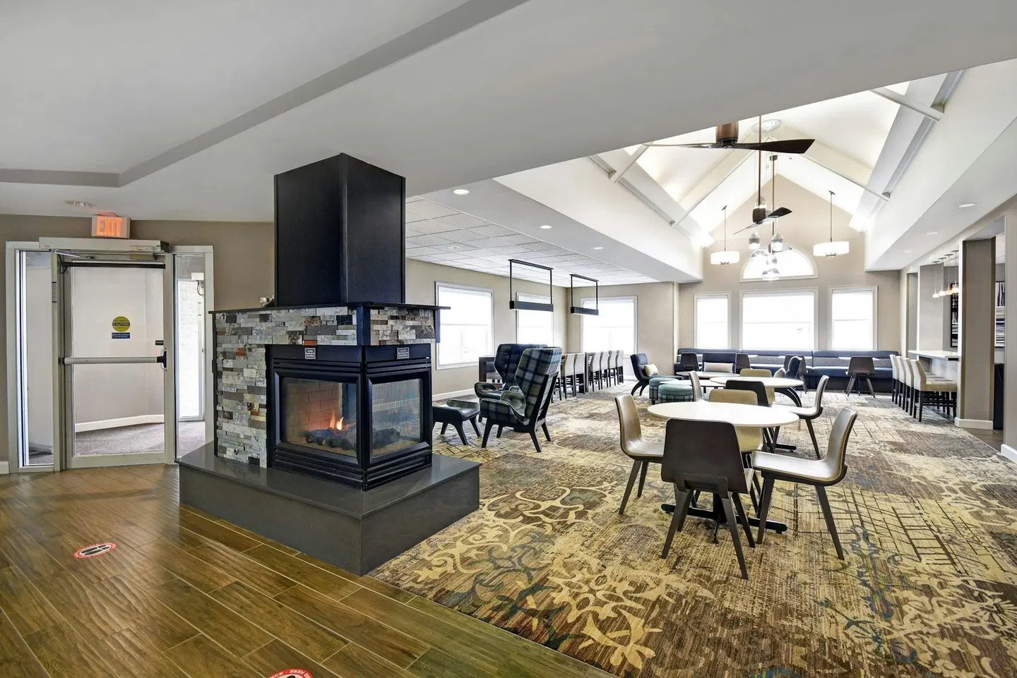 Residence Inn by Marriott Louisville Airport Restaurant