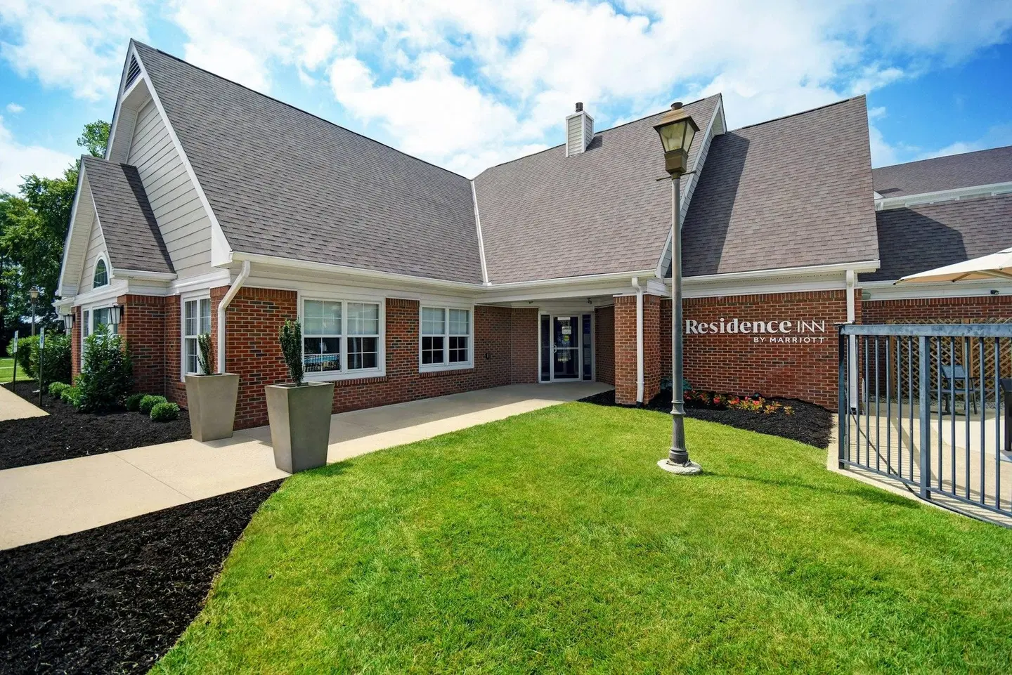 Residence Inn by Marriott Louisville Airport EXTERIOR