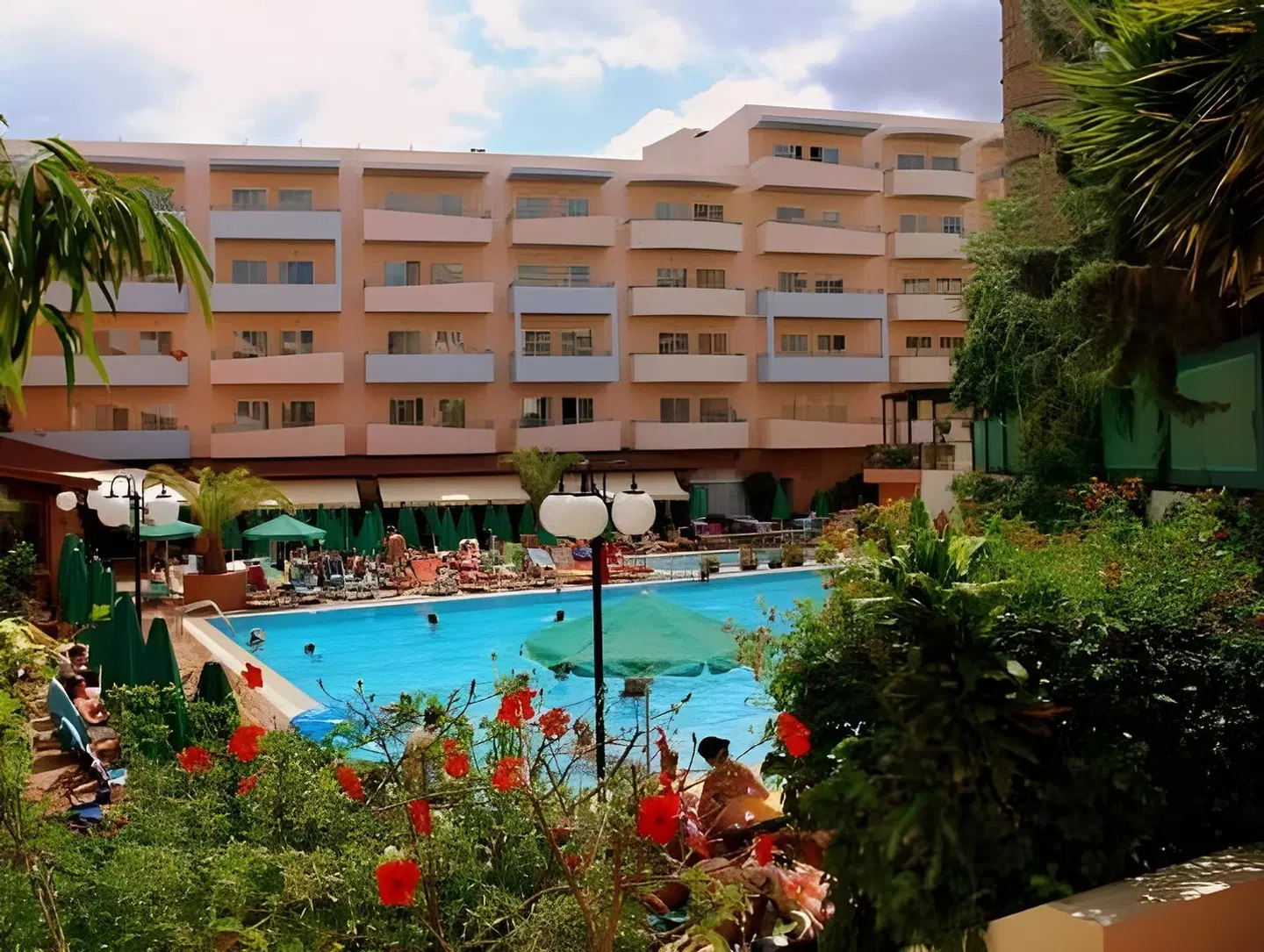Bio Suites Hotel OUTDOOR_POOL