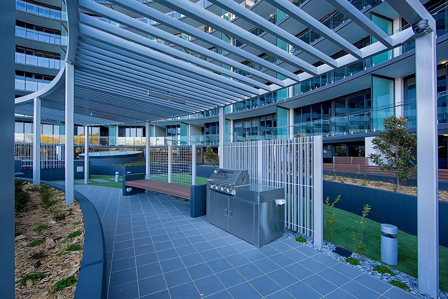 Astra Apartments Canberra - Manhattan SPORTS_AND_LEISURE