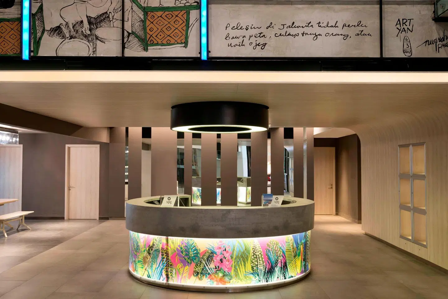 Aloft by Marriott Jakarta Wahid Hasyim Bar