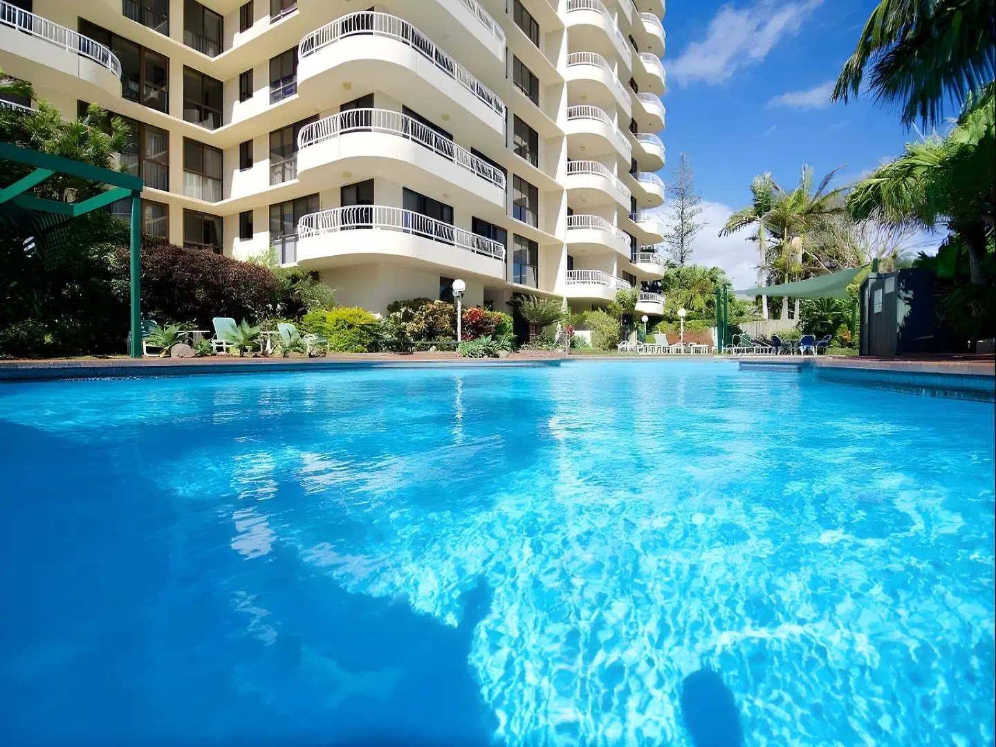 Capricornia Apartments OUTDOOR_POOL