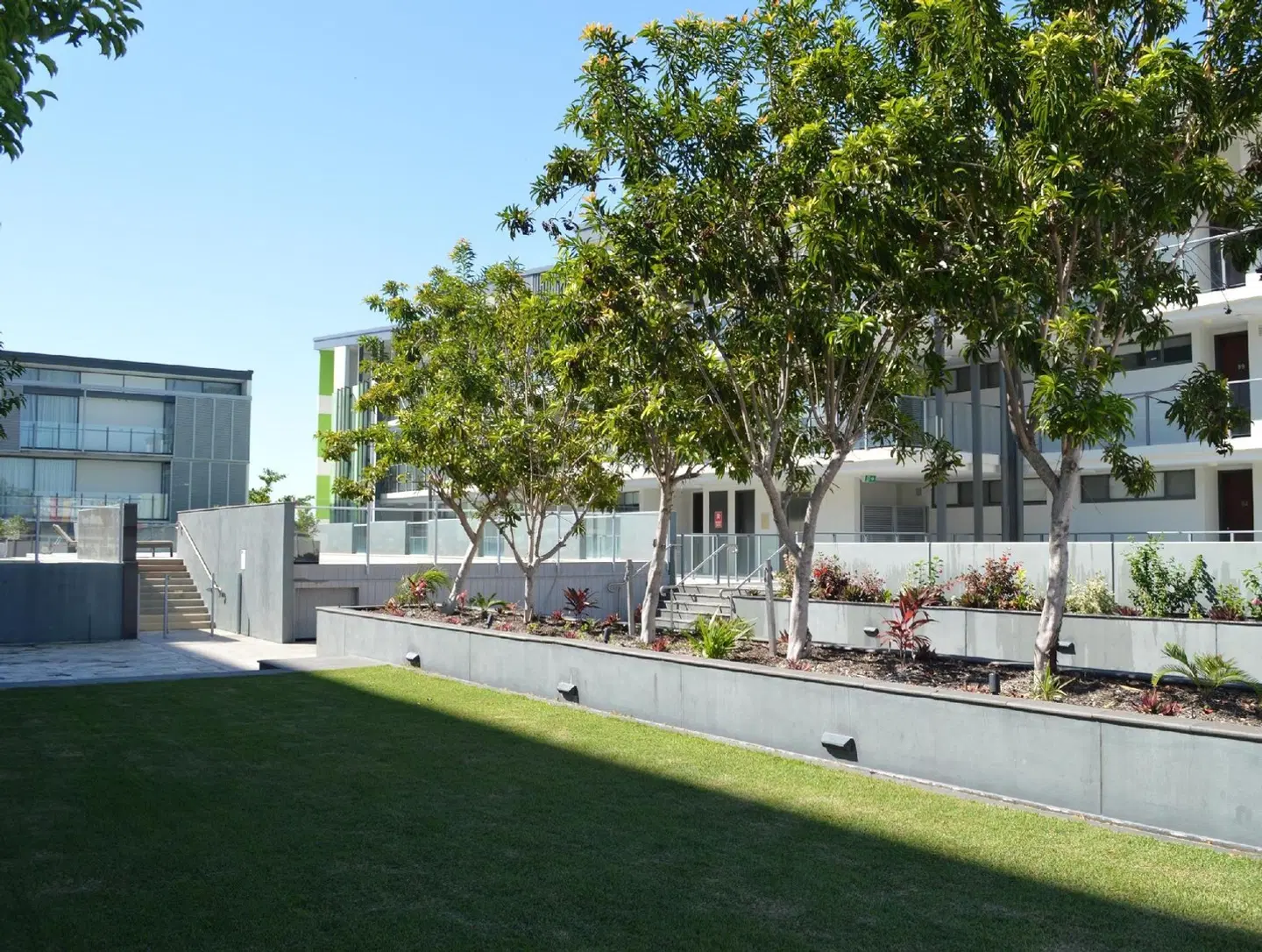 Central Islington Apartments EXTERIOR