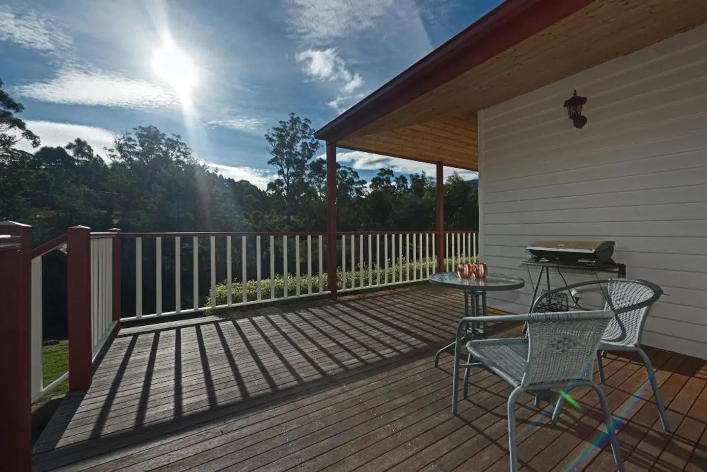 Crabtree Riverfront Cottages Terrasse