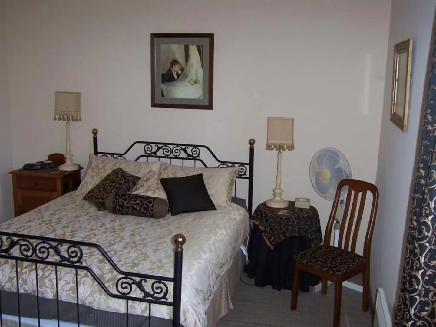 Cornwall Cottage ROOM_EXAMPLE