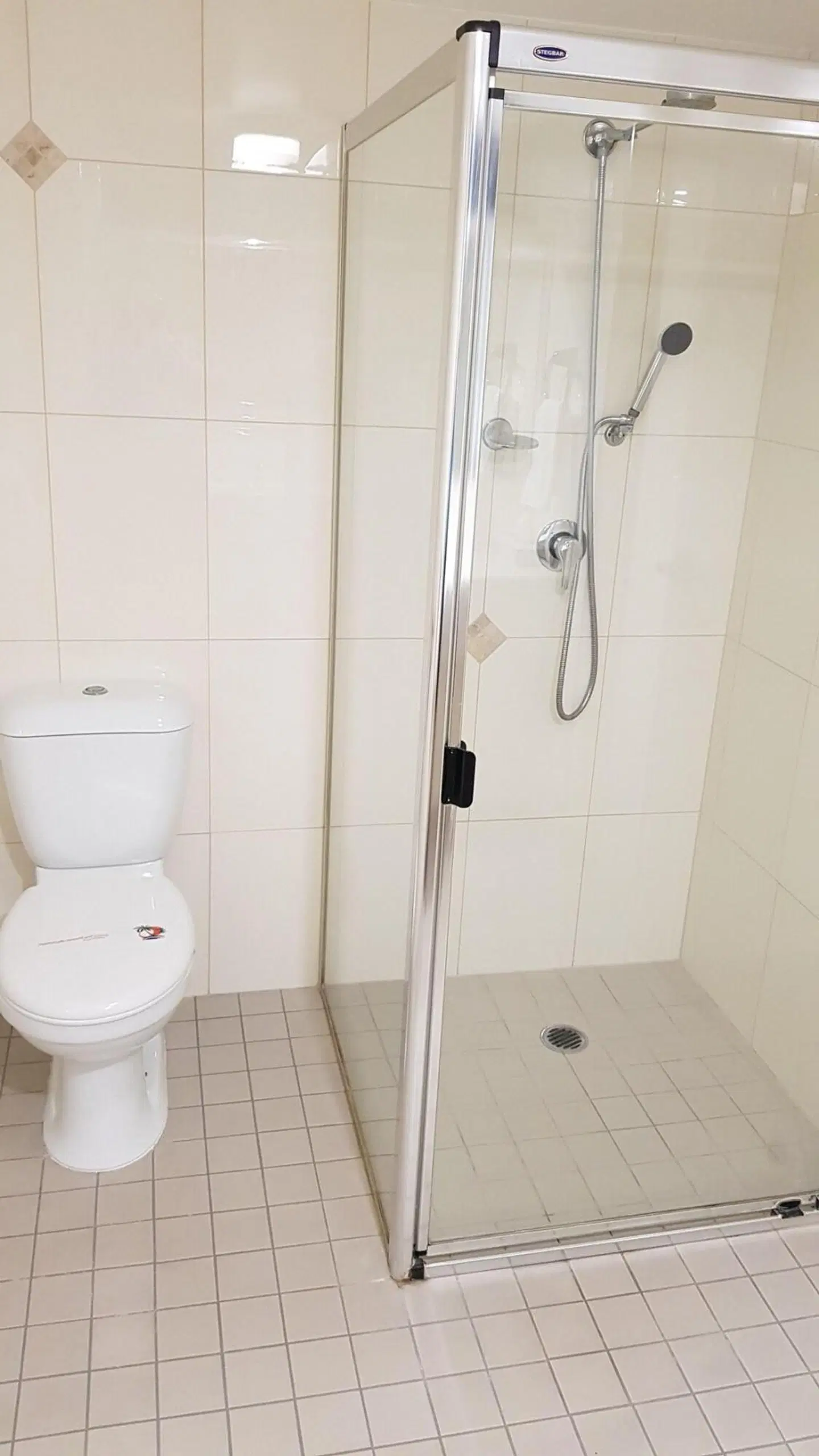 Nambour Heights Motel Badezimmer