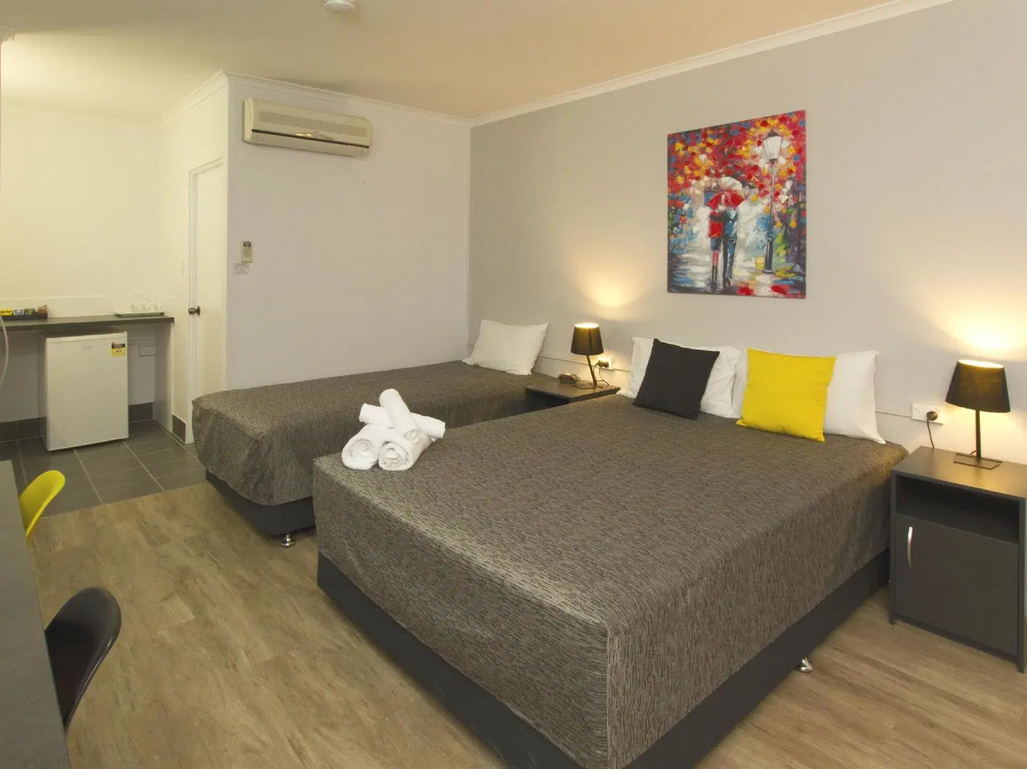 Glenmore Palms Motel ROOM_EXAMPLE
