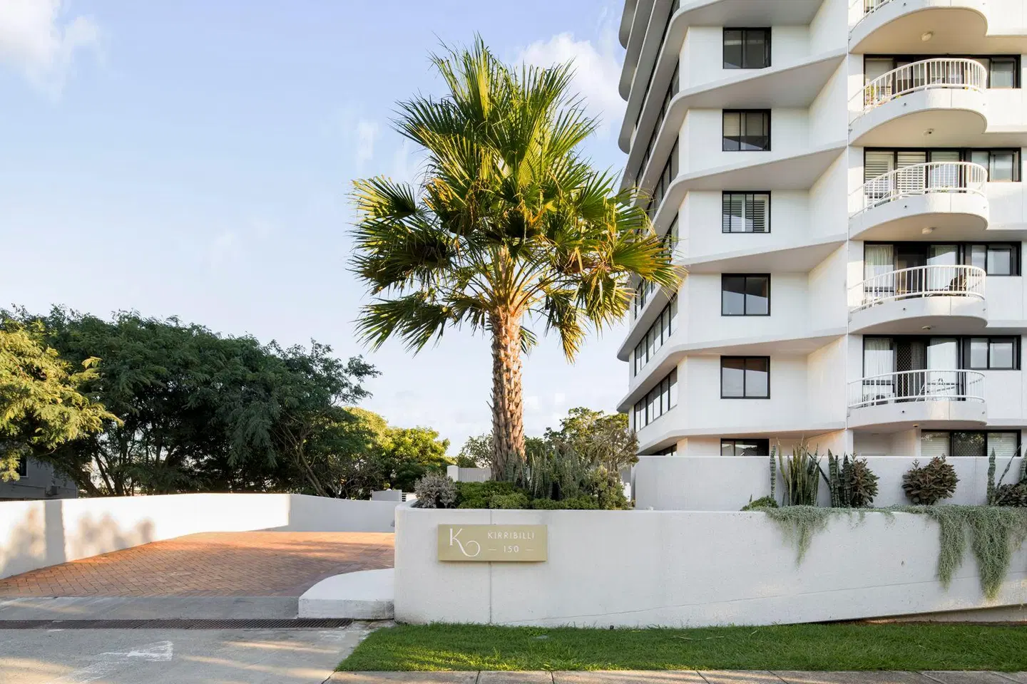 Kirribilli Riverfront Apartments EXTERIOR