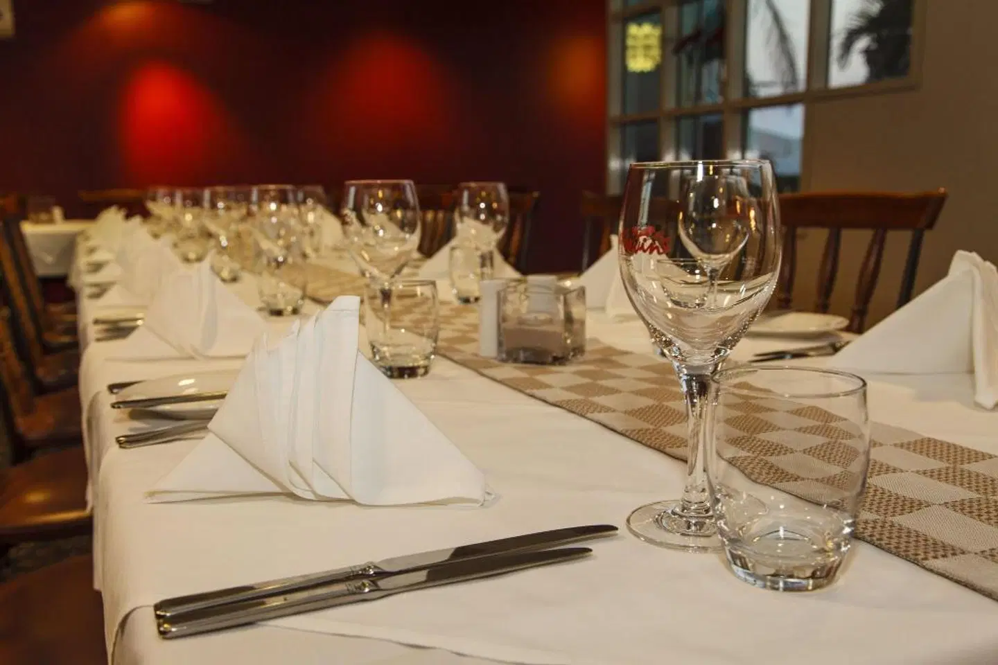 McNevins Maryborough Motel Restaurant