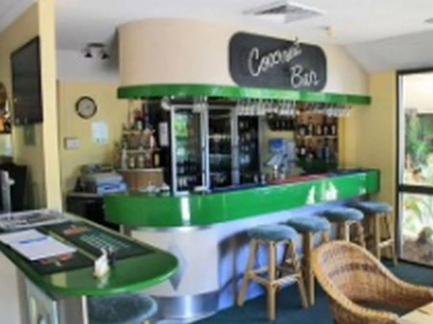 Glenmore Palms Motel Bar