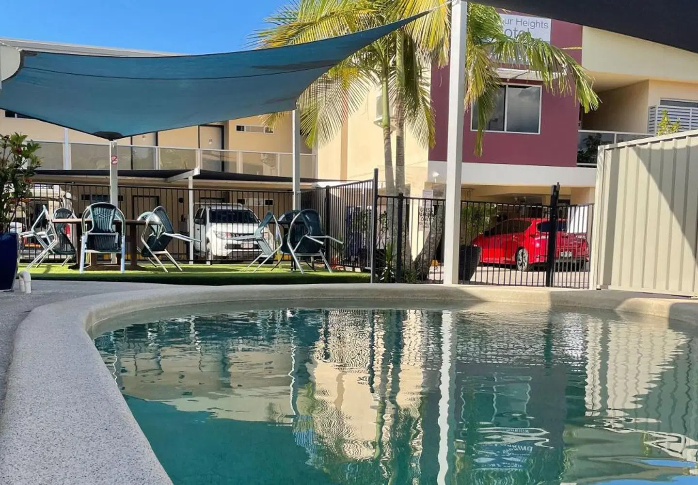Nambour Heights Motel OUTDOOR_POOL