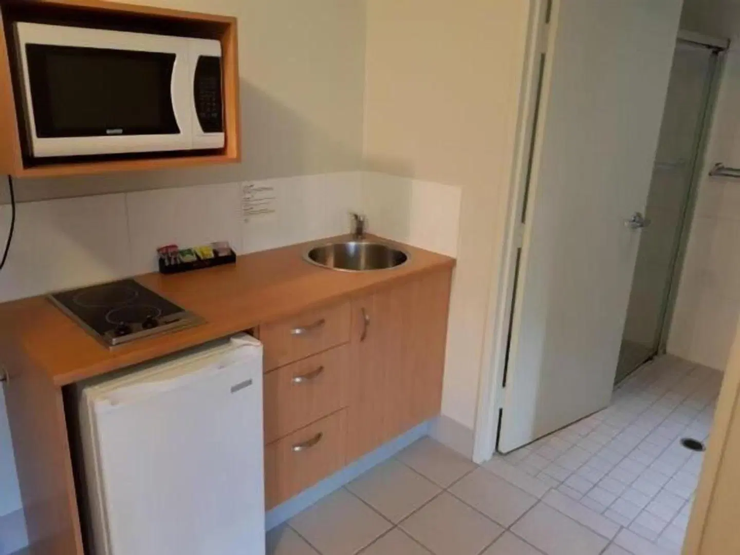 Nambour Heights Motel Badezimmer