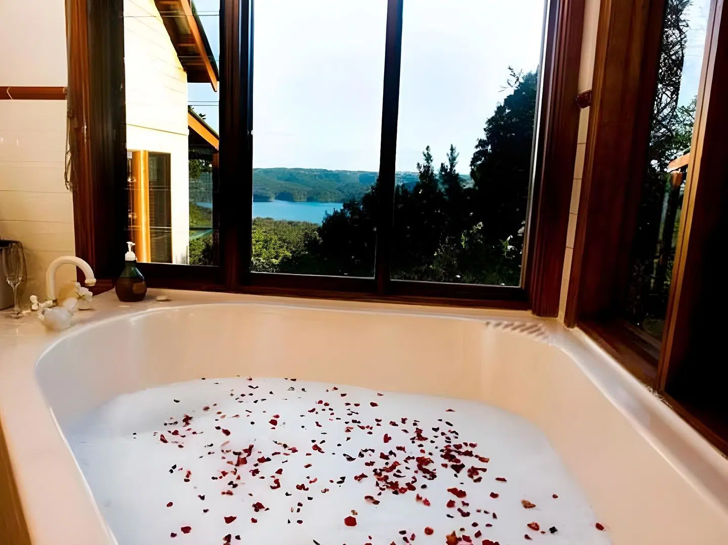 Montville Misty View Cottages Badezimmer