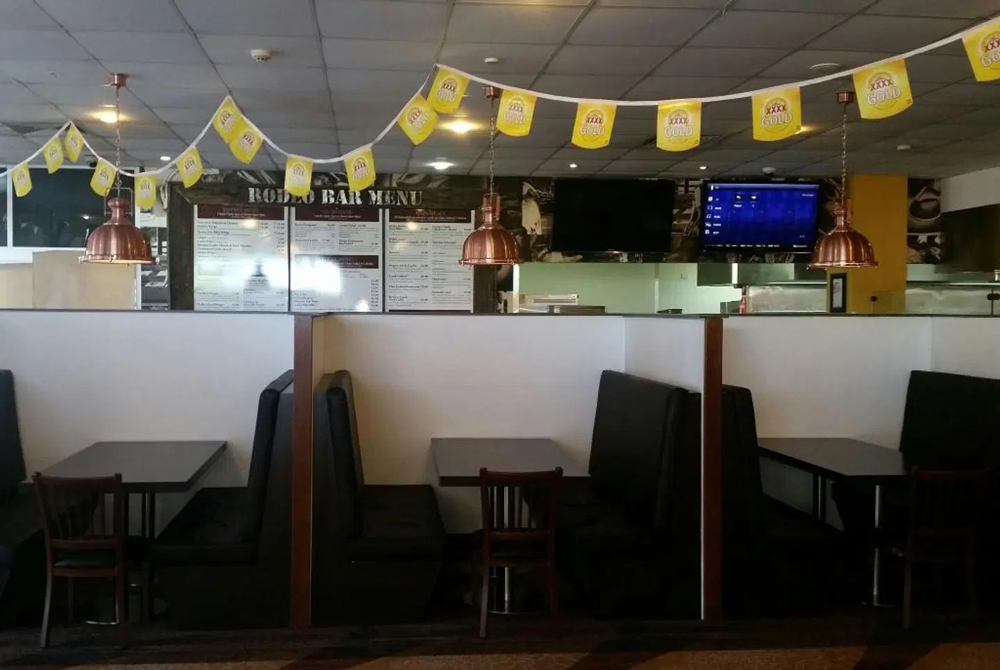Isa Hotel Bar
