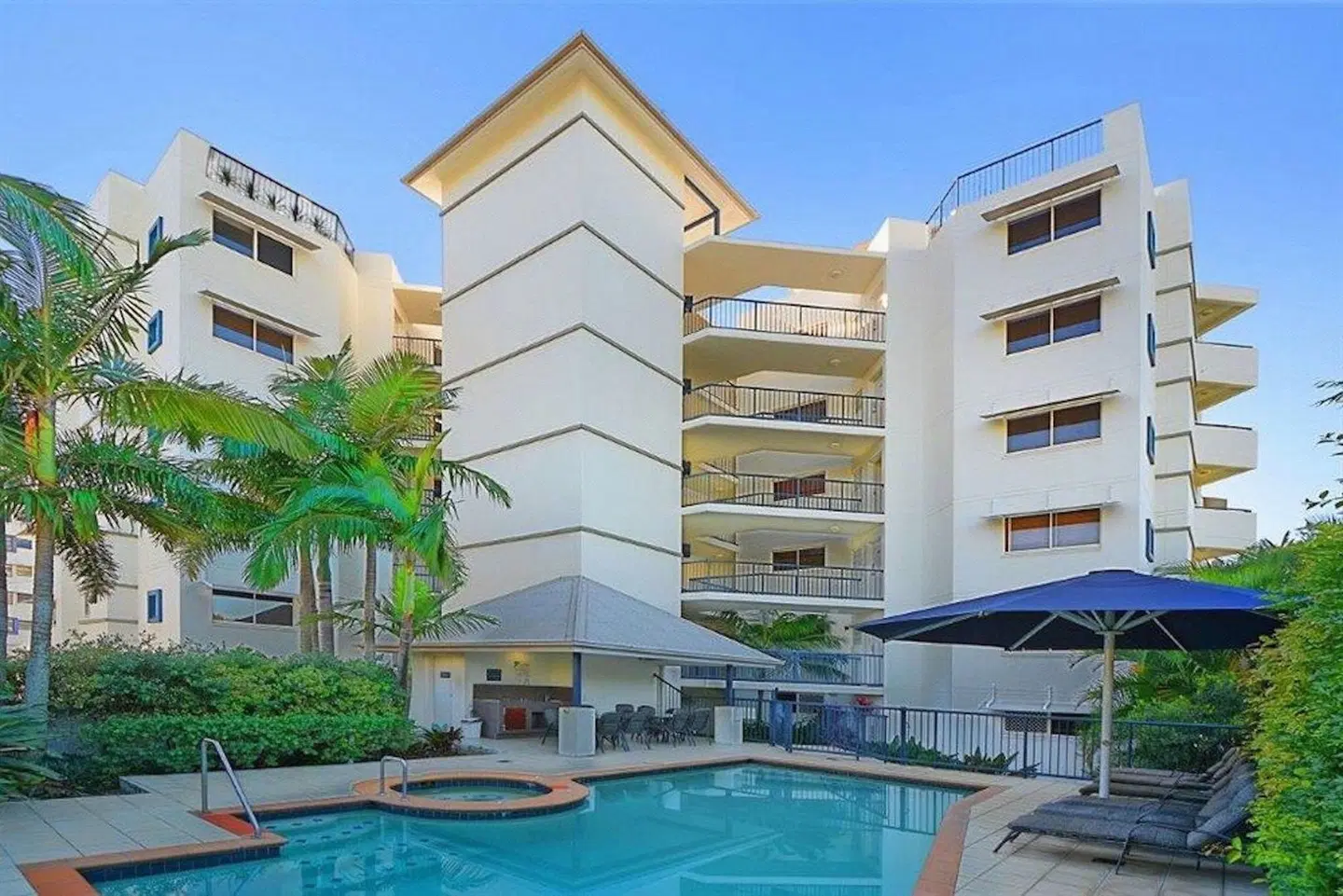 Raffles Mooloolaba EXTERIOR