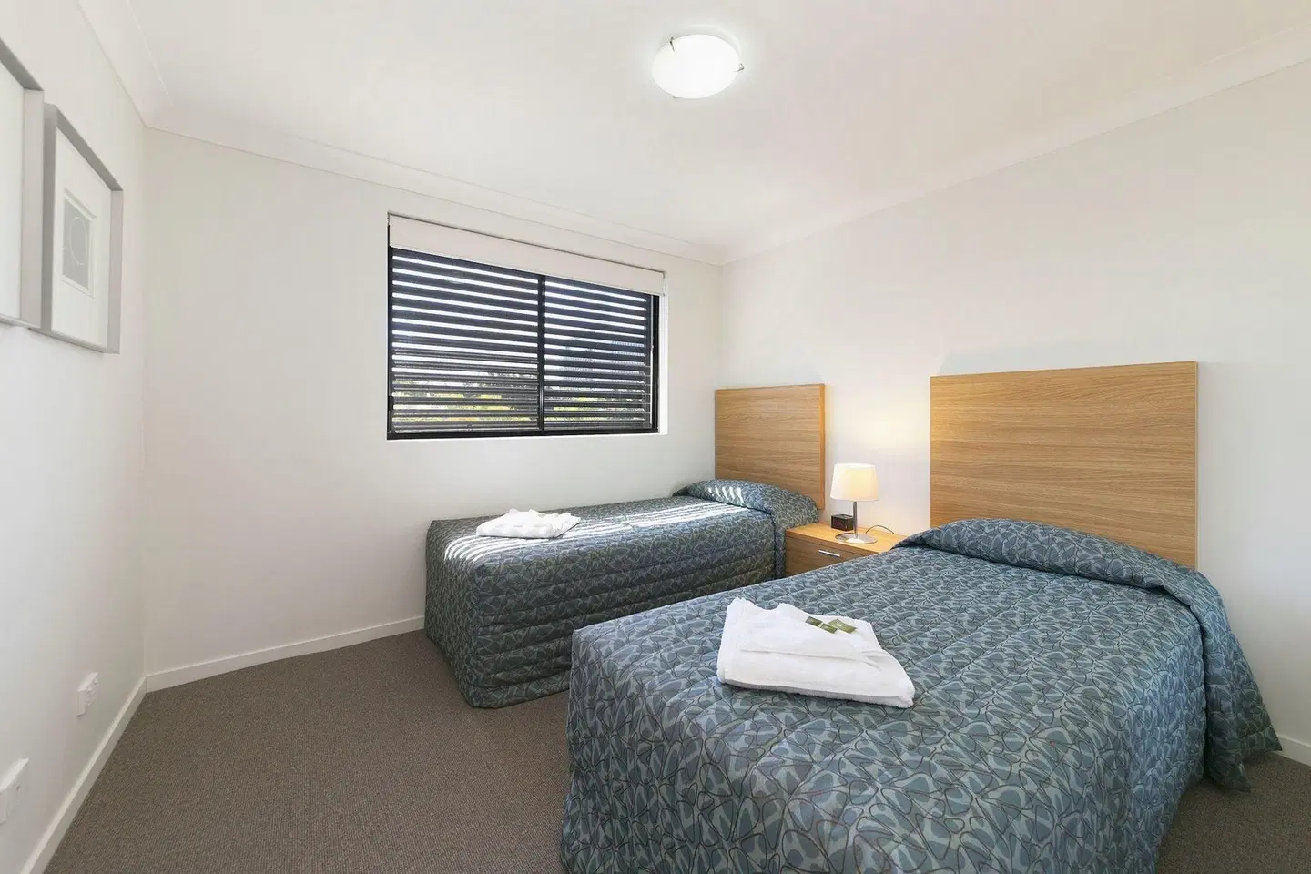 Parkview Apartments ROOM_EXAMPLE