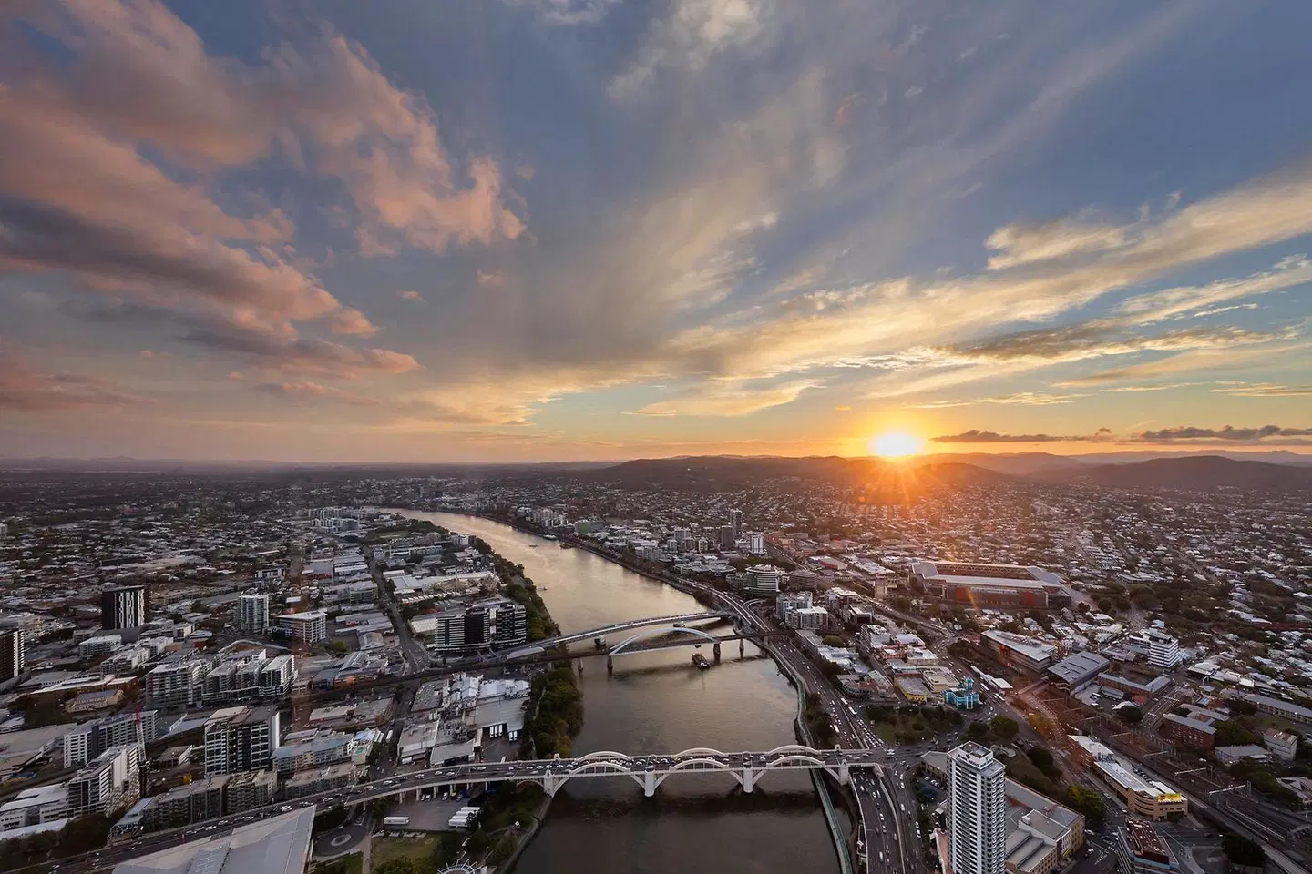 Meriton Serviced Apartments Herschel Street LANDSCAPE