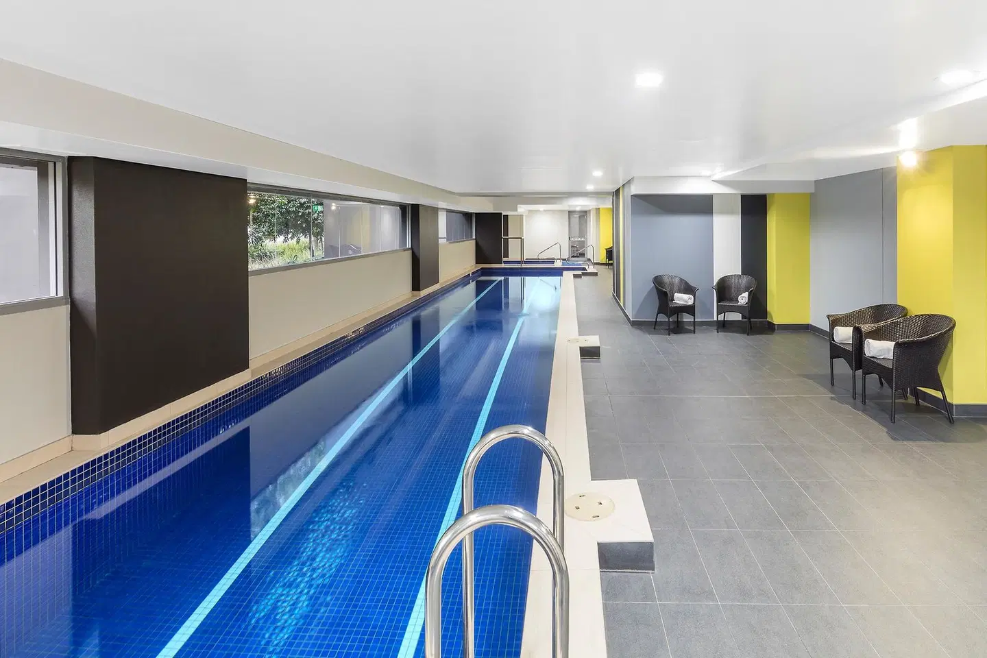 Meriton Serviced Apartments Zetland Hallenbad