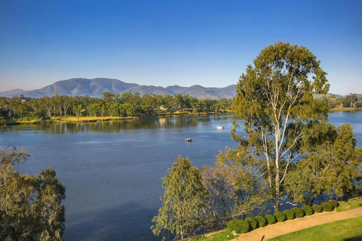 Quest Rockhampton LANDSCAPE