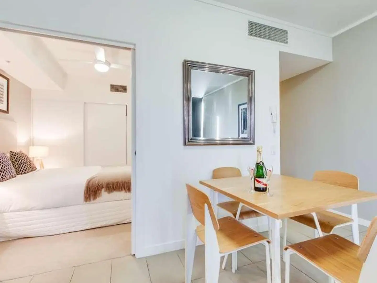 Alpha Mosaic Hotel Fortitude Valley Brisbane ROOM_EXAMPLE