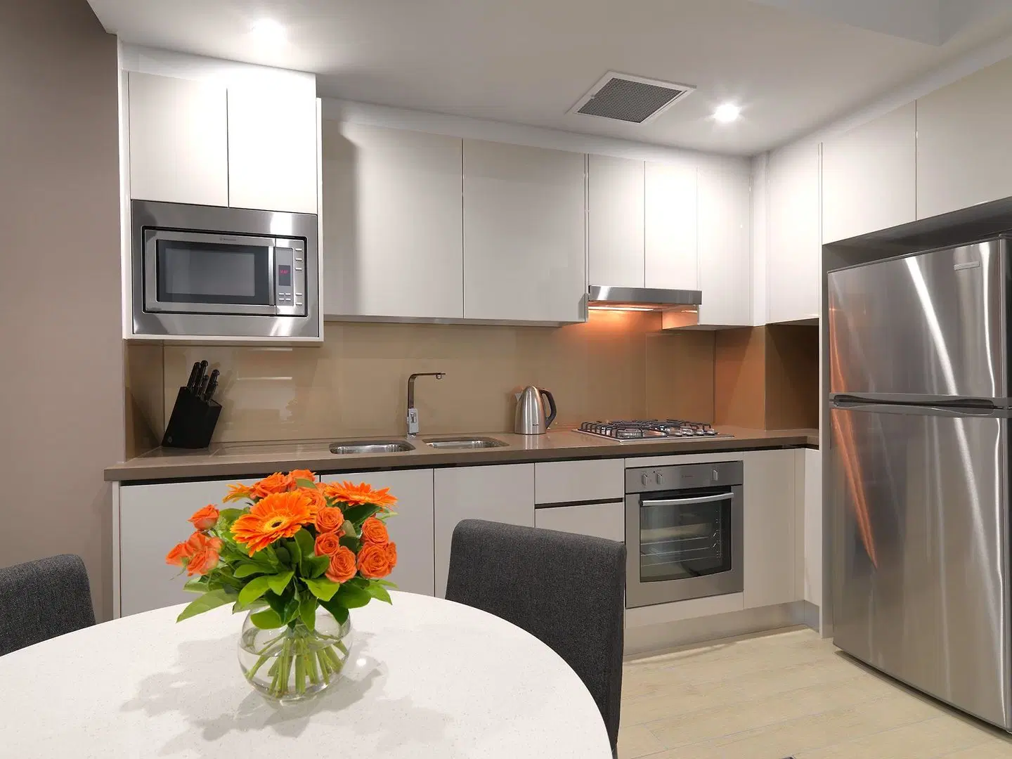 Meriton Serviced Apartments North Ryde ROOM_EXAMPLE