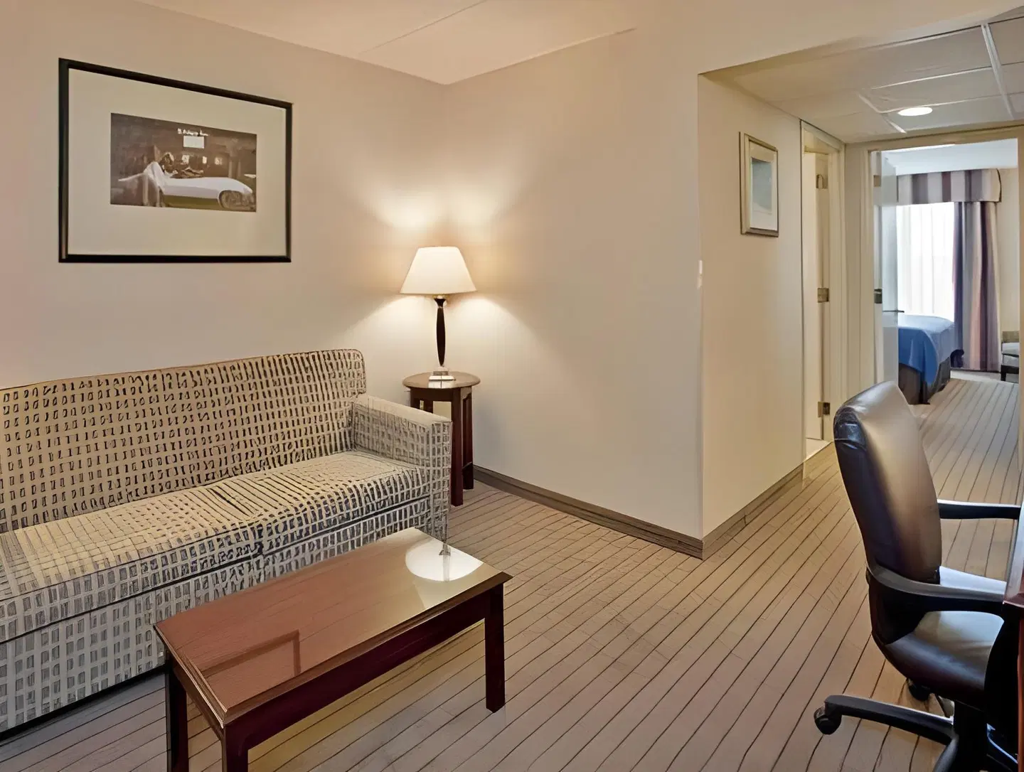 Holiday Inn & Suites Overland Park-Conv Ctr by IHG ROOM_EXAMPLE