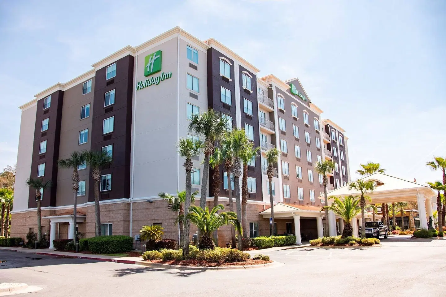 Holiday Inn & Suites Lake City by IHG EXTERIOR