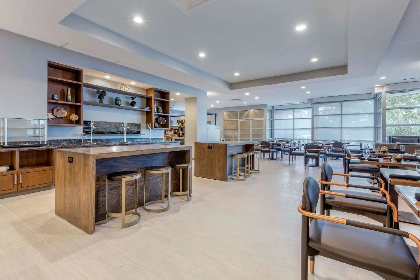 Hilton Birmingham Perimeter Park Bar