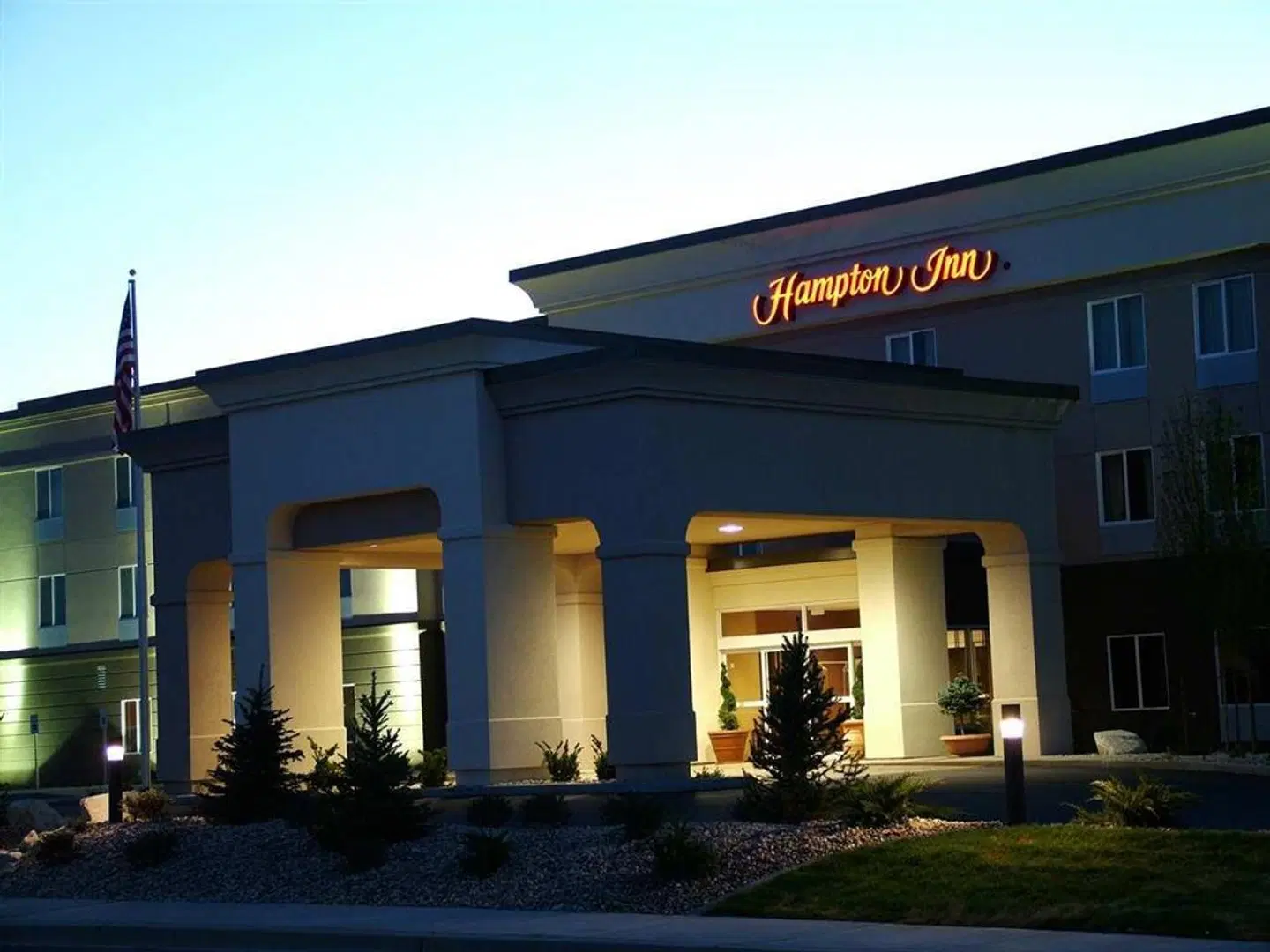 Hampton Inn Twin Falls EXTERIOR