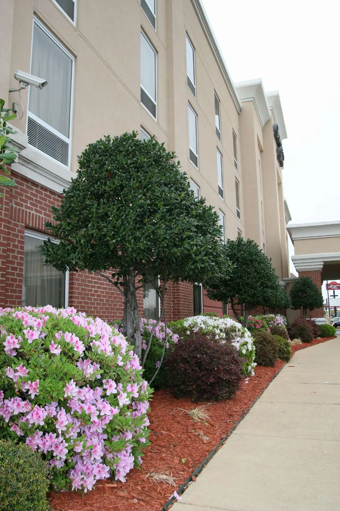 Hampton Inn Shreveport Airport EXTERIOR