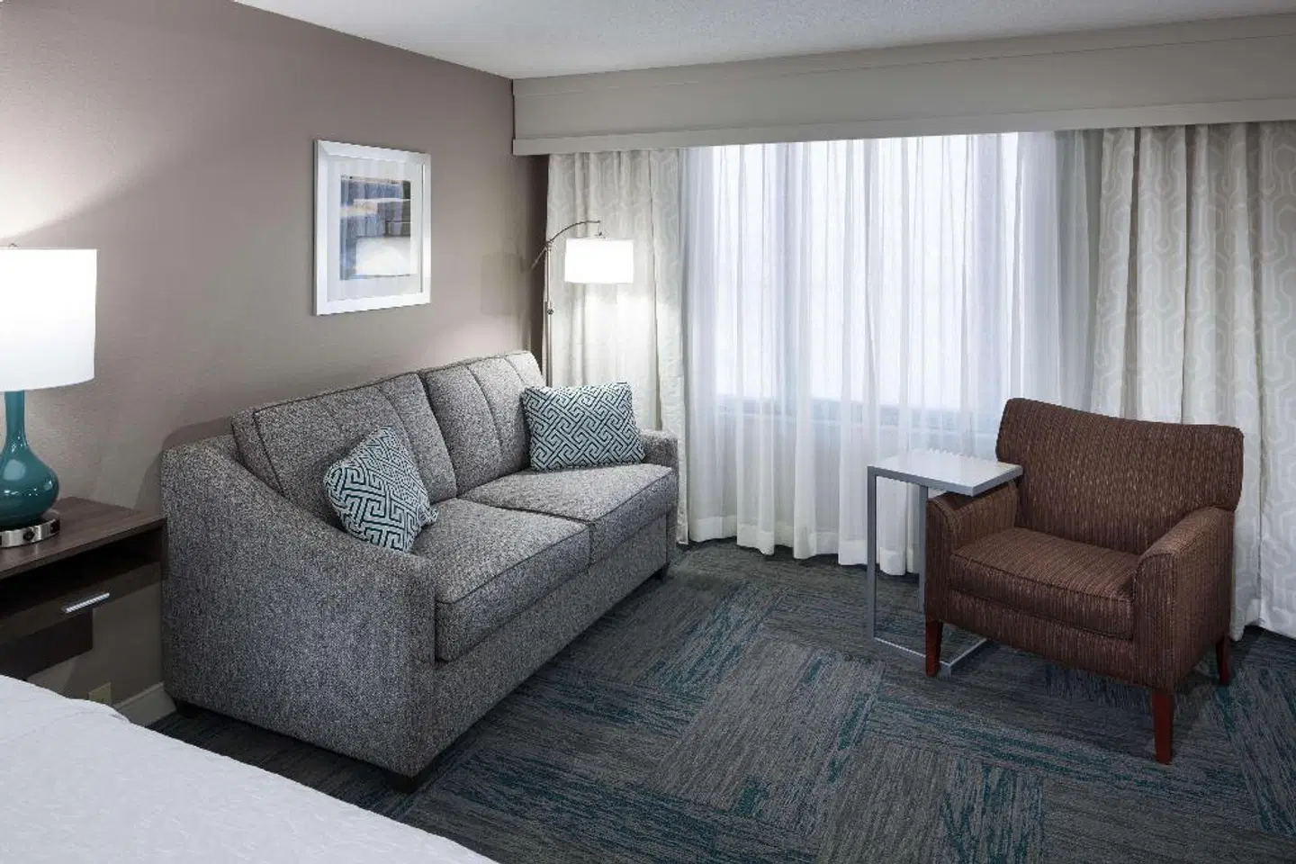 Hampton Inn St. Louis-Downtown (At the Gateway Arch) ROOM_EXAMPLE